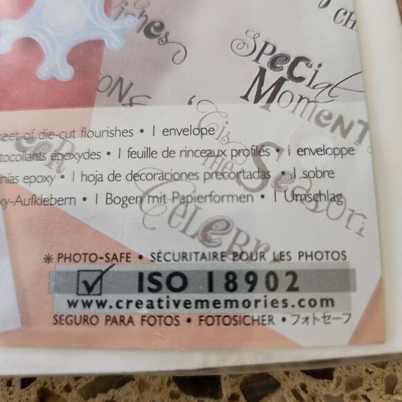 Creative Memories Candy Cane Paper Album Kit 2007 Holiday Christmas Scrapbooking - Picture 4 of 5